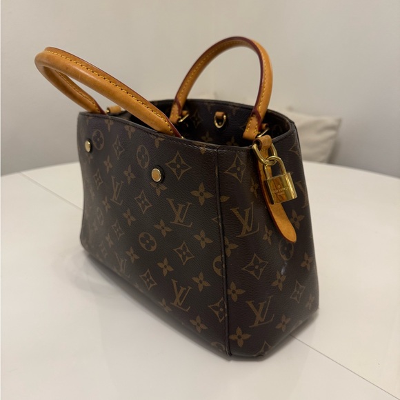 Louis Vuitton Handbags - Louis Vuitton Brown Monogram Crossbody Bag